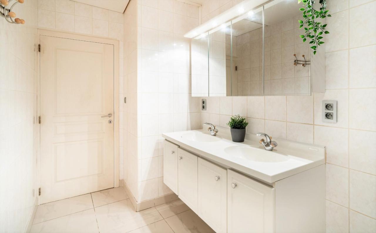 Saint Pauls Apartments แอนต์เวิร์ป ภายนอก รูปภาพ
